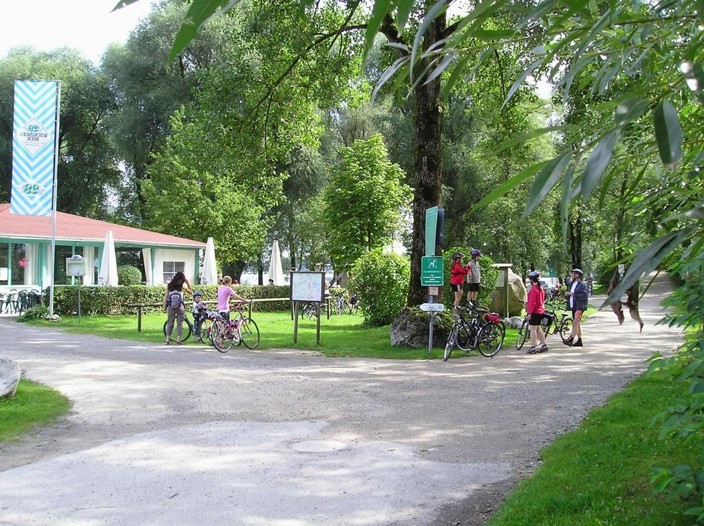 Chiemsee Comfort-Bungalow Mit Garten Rimsting Buitenkant foto